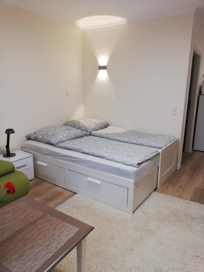 Wohnung Im Erdgeschoss Bietigheim-Bissingen Exterior photo